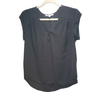 DR2 Black V-Neck Blouse Cap Sleeves Keyhole Neckline Women's Petite Small